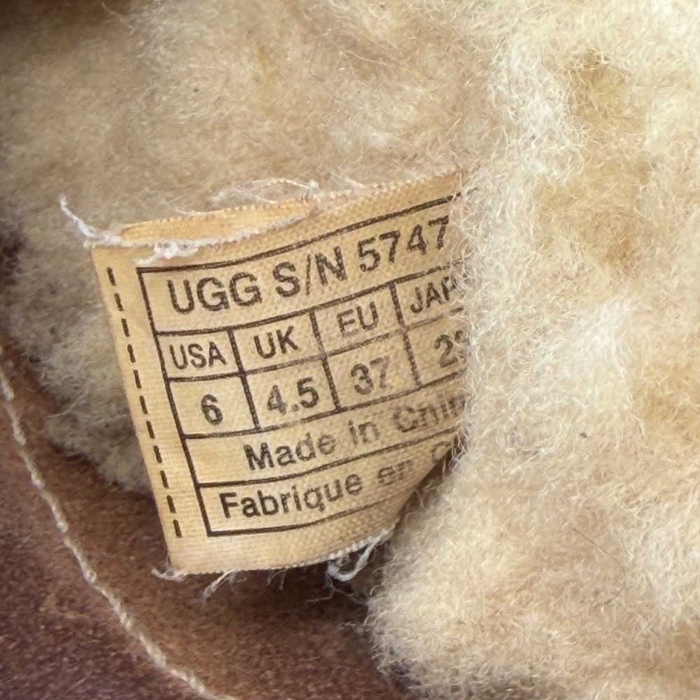 UGG Bettey Leather Clogs Womens 6 Brown Shearling Lined Mules Cozy Fall Celtic - Picture 12 of 12